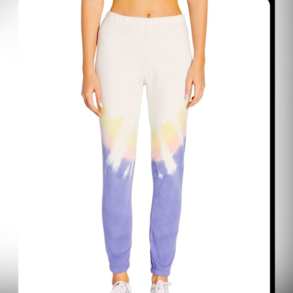 Size XL. WILDFOX JOGGER